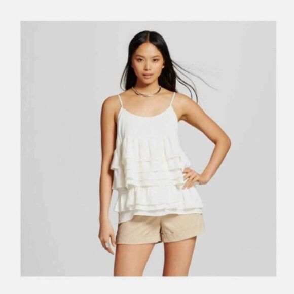 Ivory White Sz XS Tiered Camisole Sleeveless Adjustable Straps Top WHO WHAT WEAR - Picture 1 of 5